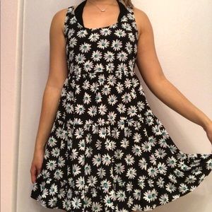 tilly’s daisy dress